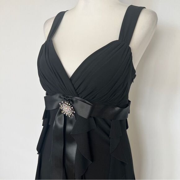 Cache Black Ruffle Cocktail Dress Ruched Sweetheart Satin Jewel Waist Accent 10 - Picture 8 of 12